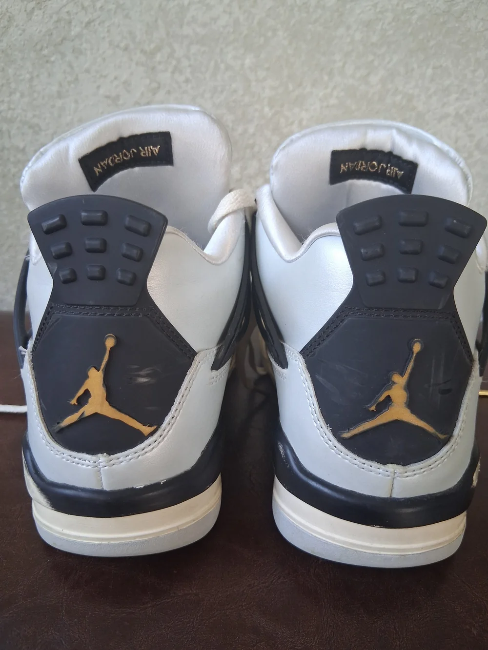 Nike Air Jordan IV Retro GS Platinum Gold - Size 6.5Y